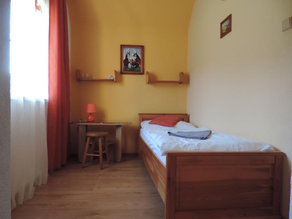 Western Penzion Ruzomberok Exterior photo